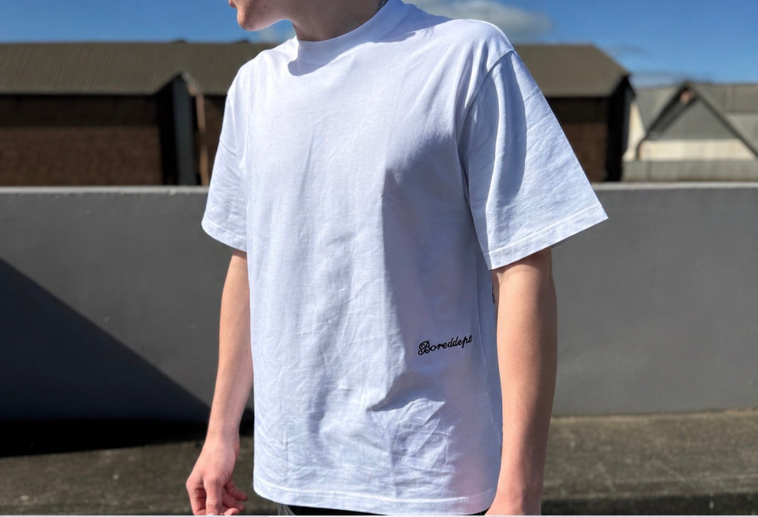 BOREDDEPT SCRIPT TEE