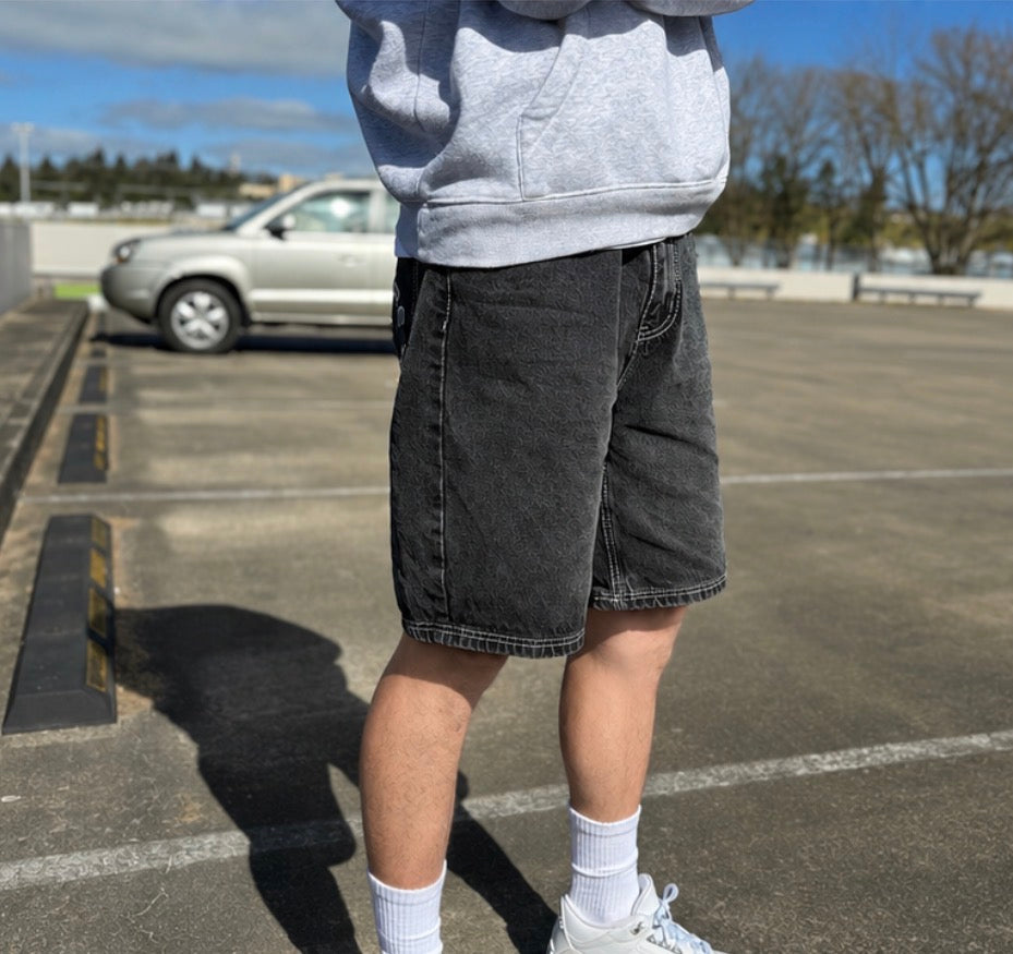 BORED DENIM SHORTS