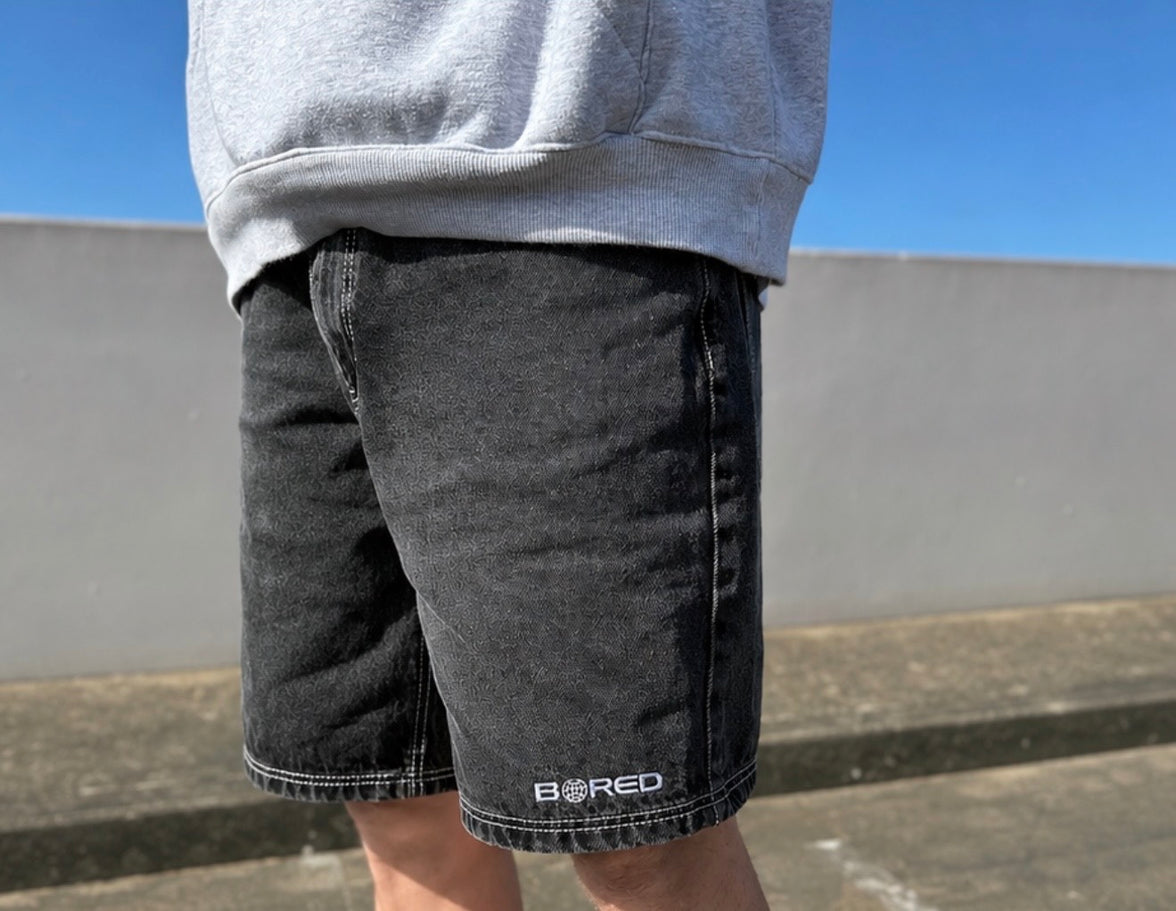 BORED DENIM SHORTS