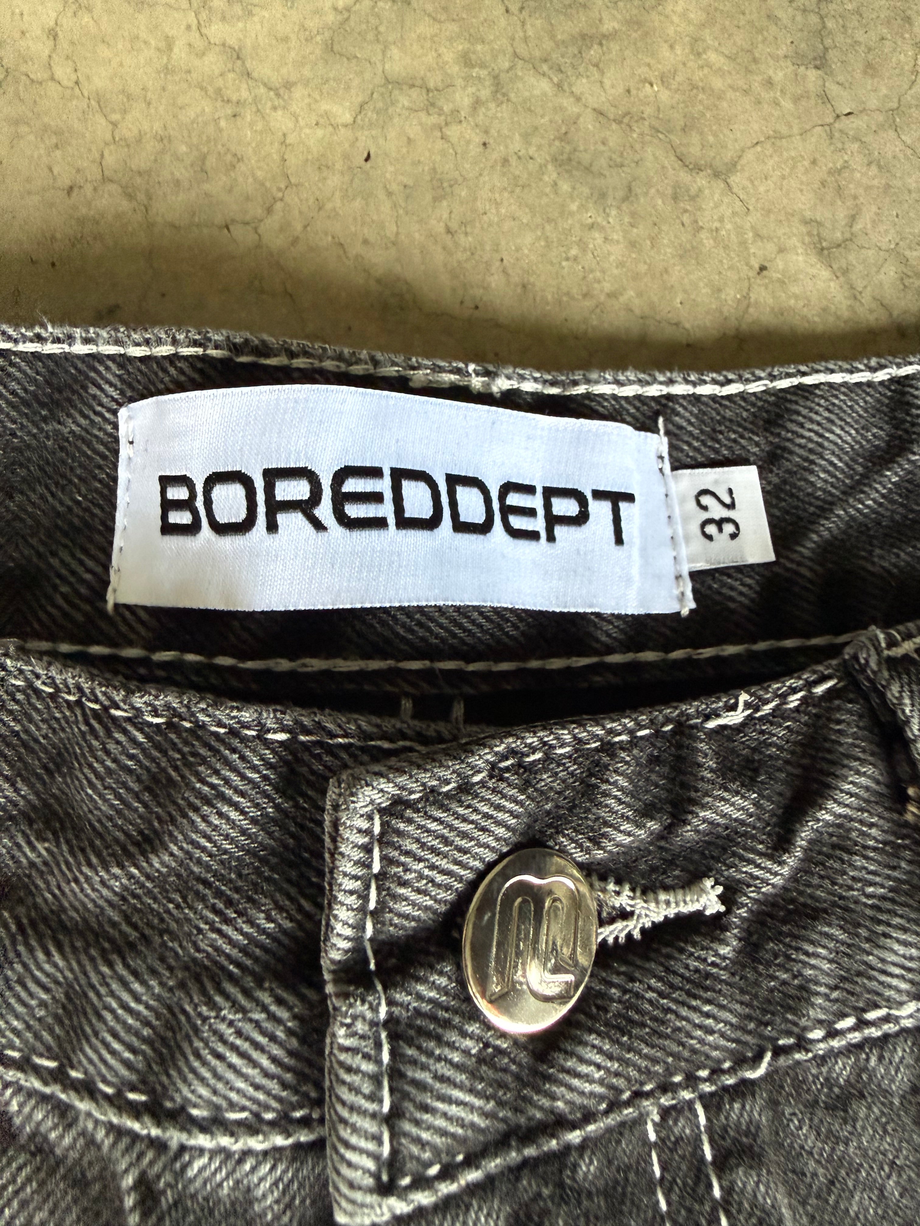 Bored denim shorts